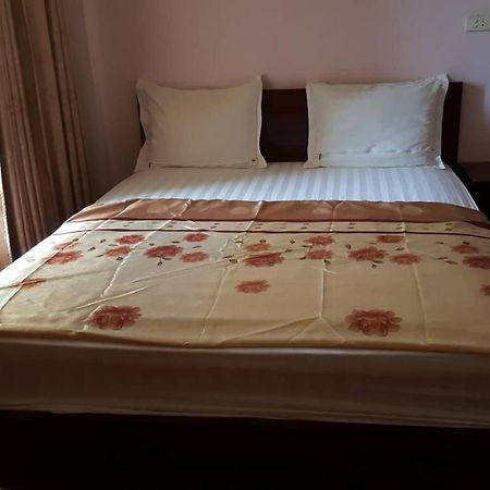 Hai Duong Guesthouse Hòa Bình Buitenkant foto