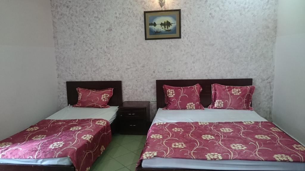 Hai Duong Guesthouse Hòa Bình Buitenkant foto