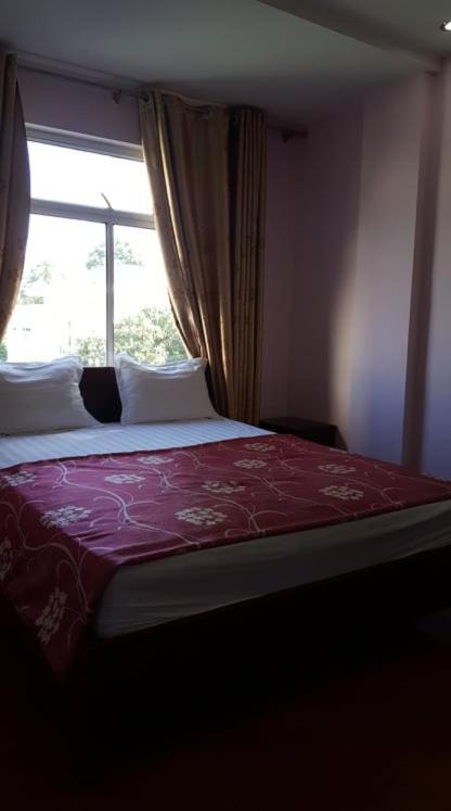 Hai Duong Guesthouse Hòa Bình Buitenkant foto